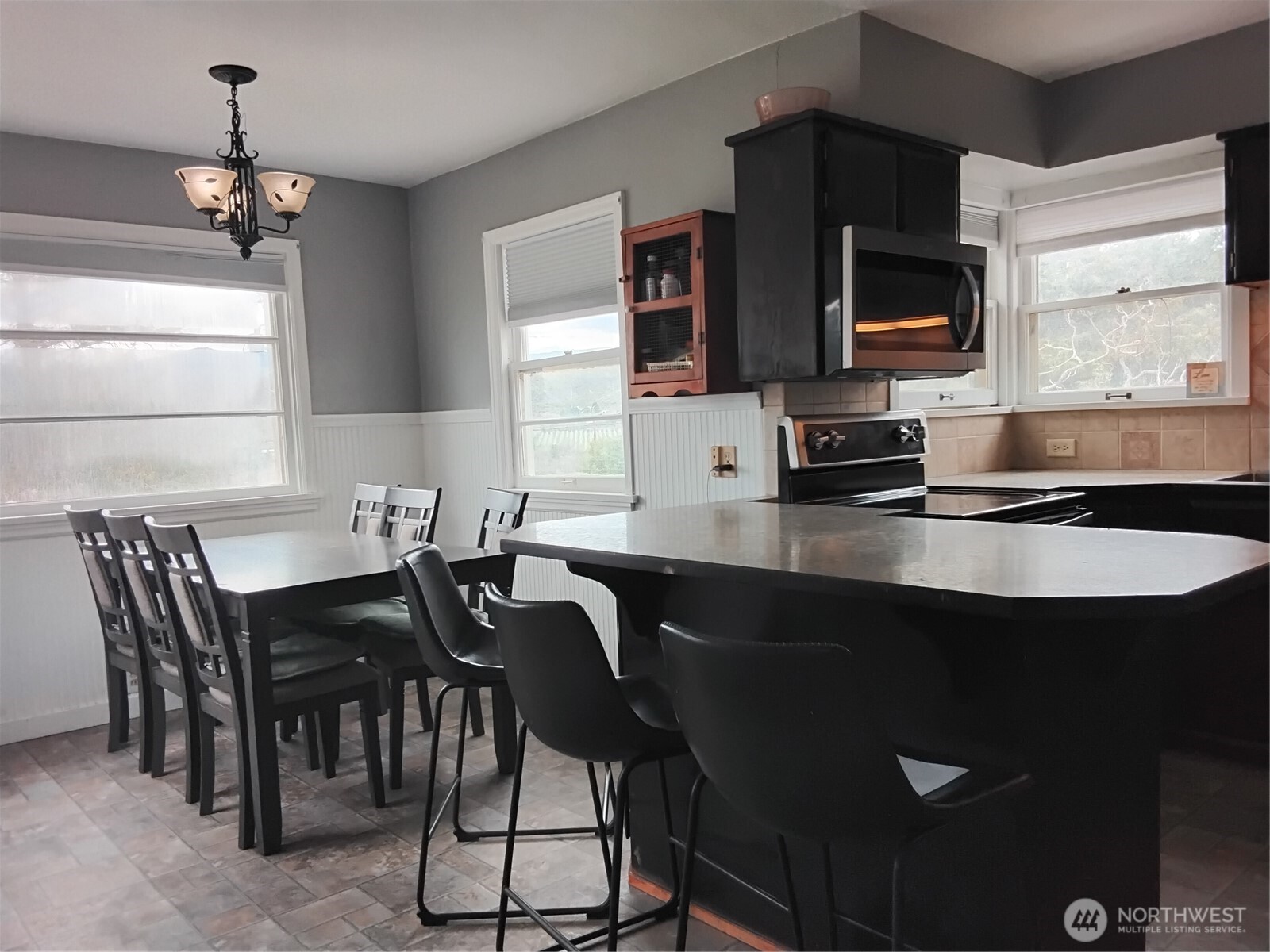109 Antwine Avenue S, Tonasket, WA 98855