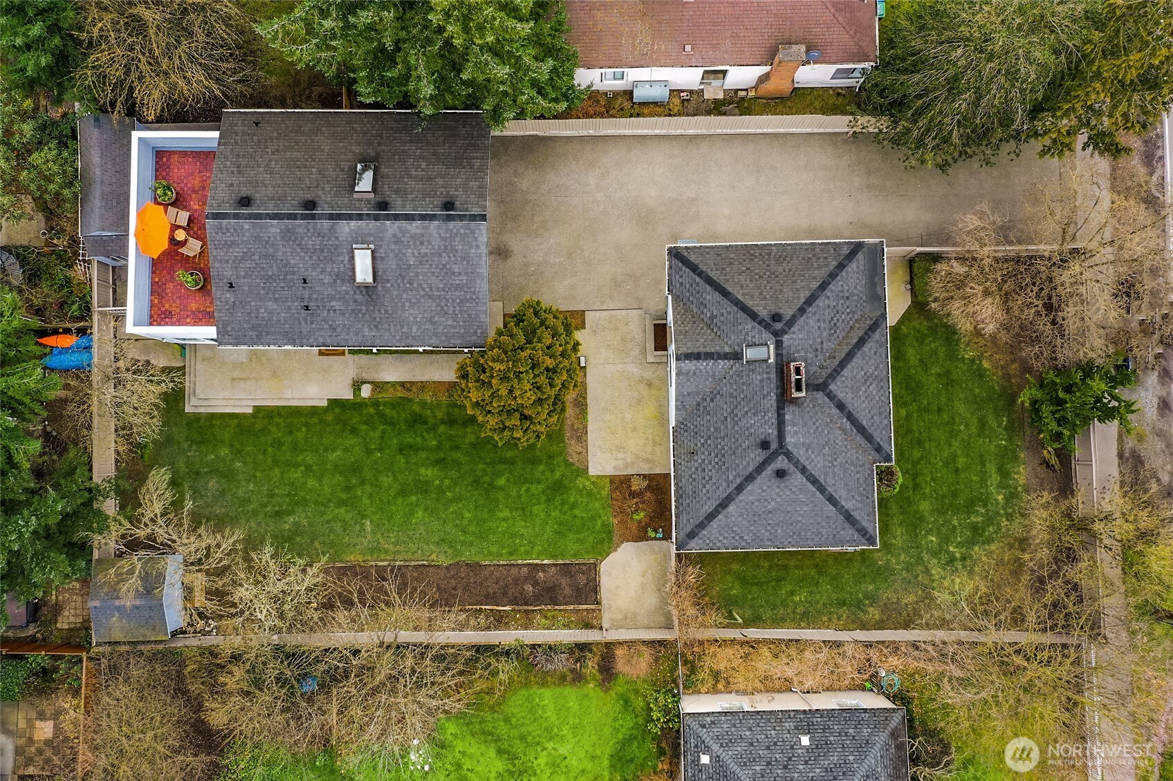 10131 3rd Avenue NW, Seattle, WA 98177-4902