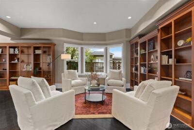 1147 Federal Avenue E, Seattle, WA 98102 - Photo 12