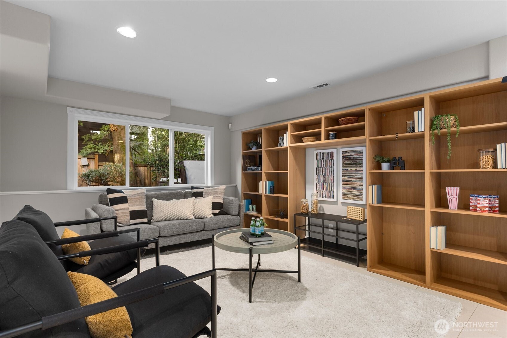 1147 Federal Avenue E, Seattle, WA 98102