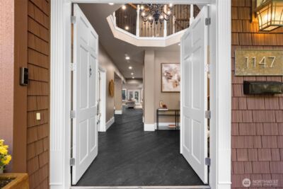 1147 Federal Avenue E, Seattle, WA 98102 - Photo 5