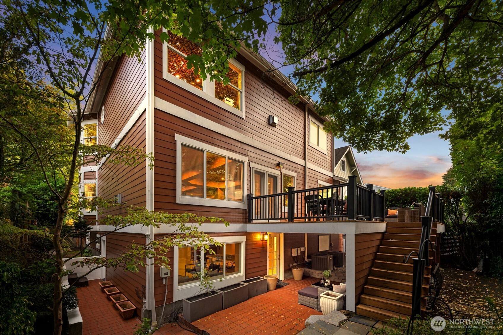 1147 Federal Avenue E, Seattle, WA 98102