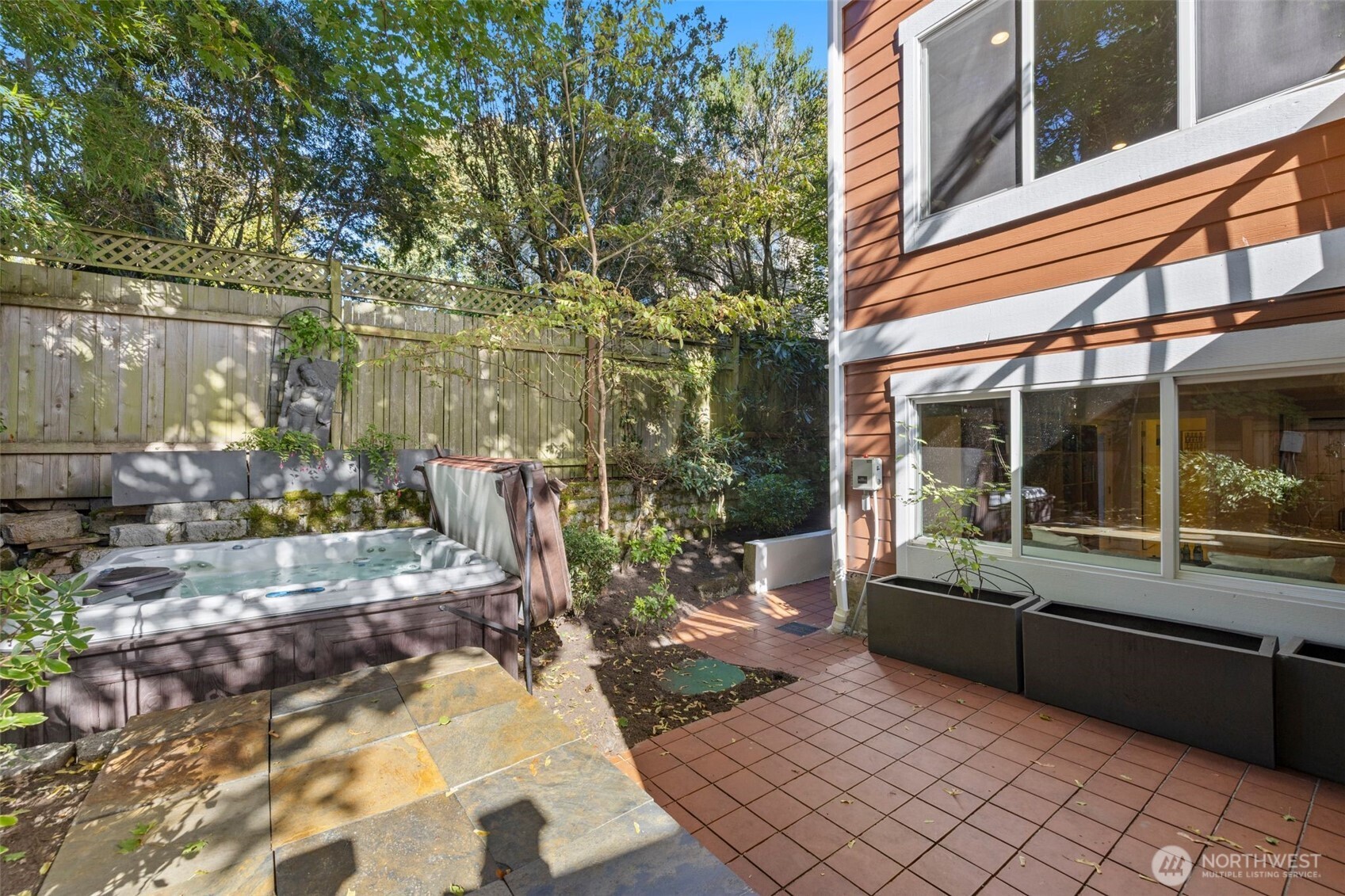 1147 Federal Avenue E, Seattle, WA 98102