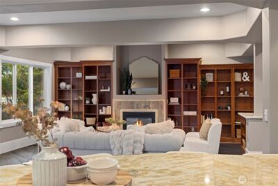 1147 Federal Avenue E, Seattle, WA 98102 - Photo 2