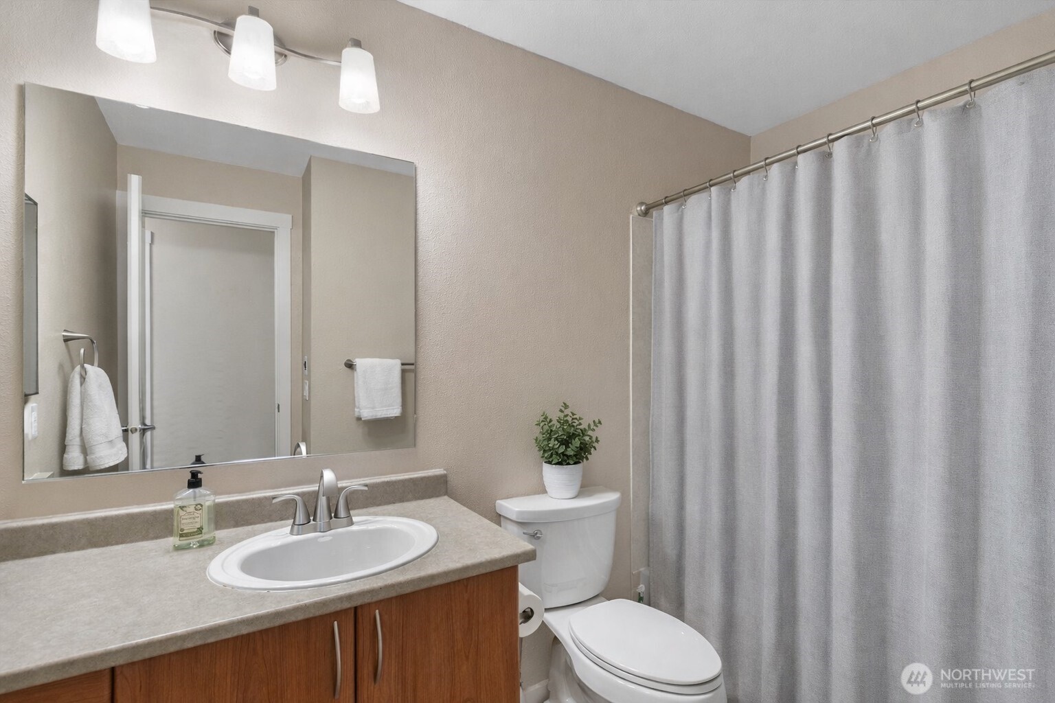 15415 35th Avenue W #G101, Lynnwood, WA 98087
