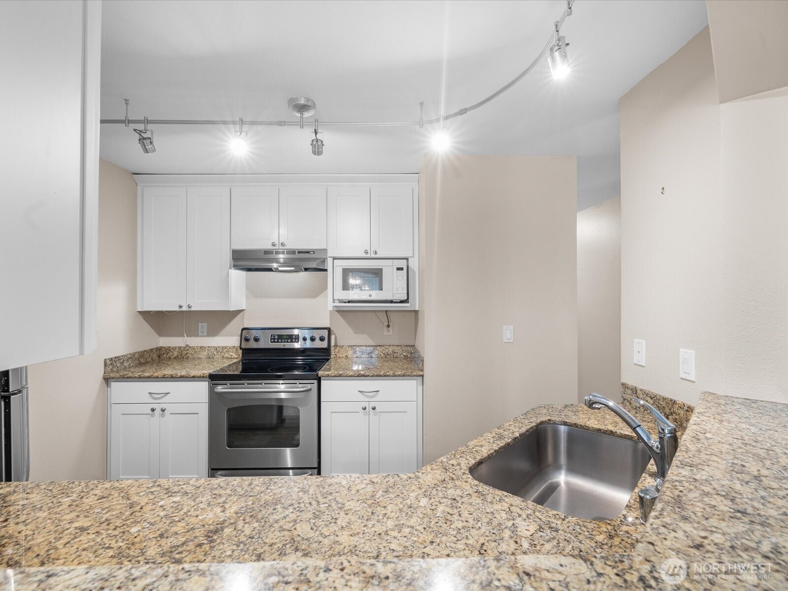 15415 35th Avenue W #G101, Lynnwood, WA 98087