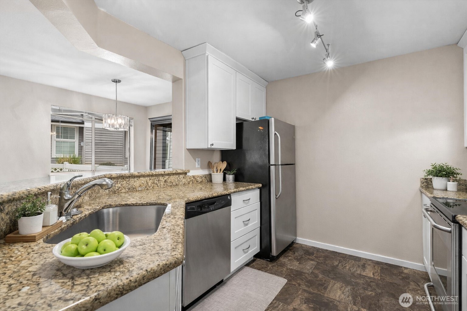 15415 35th Avenue W #G101, Lynnwood, WA 98087