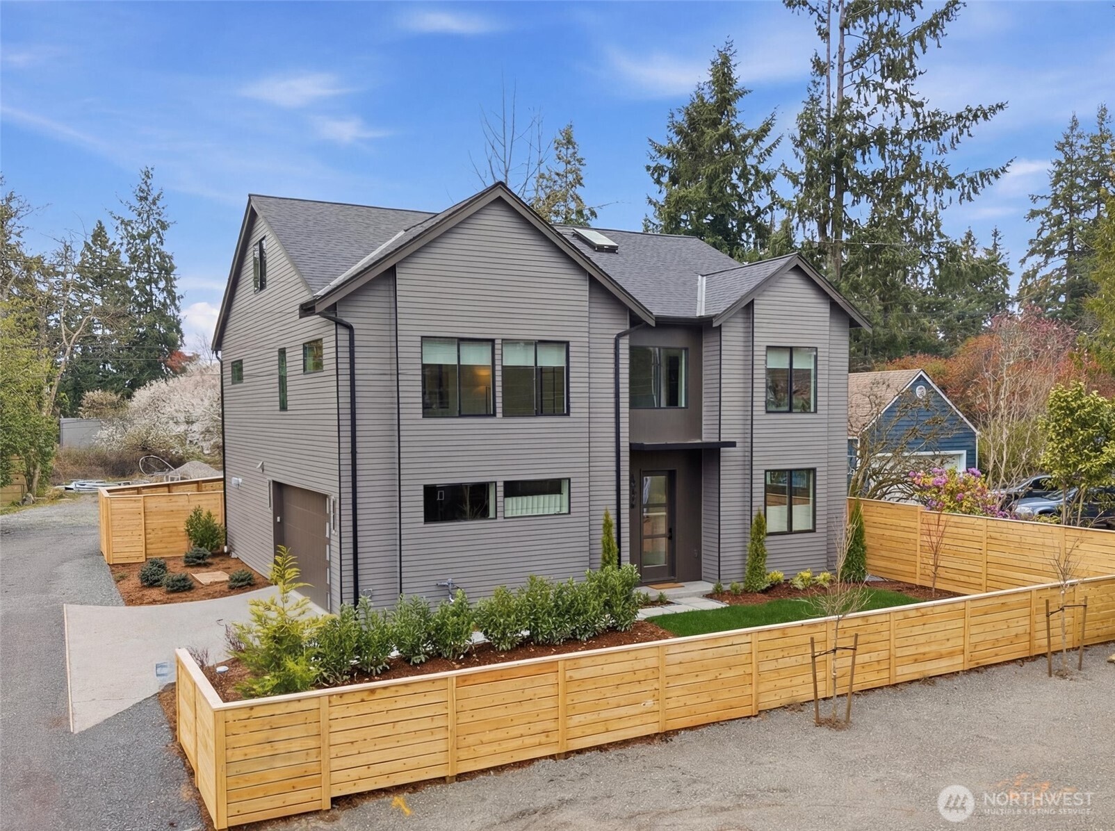 10733 17th Avenue NE, Seattle, WA 98125