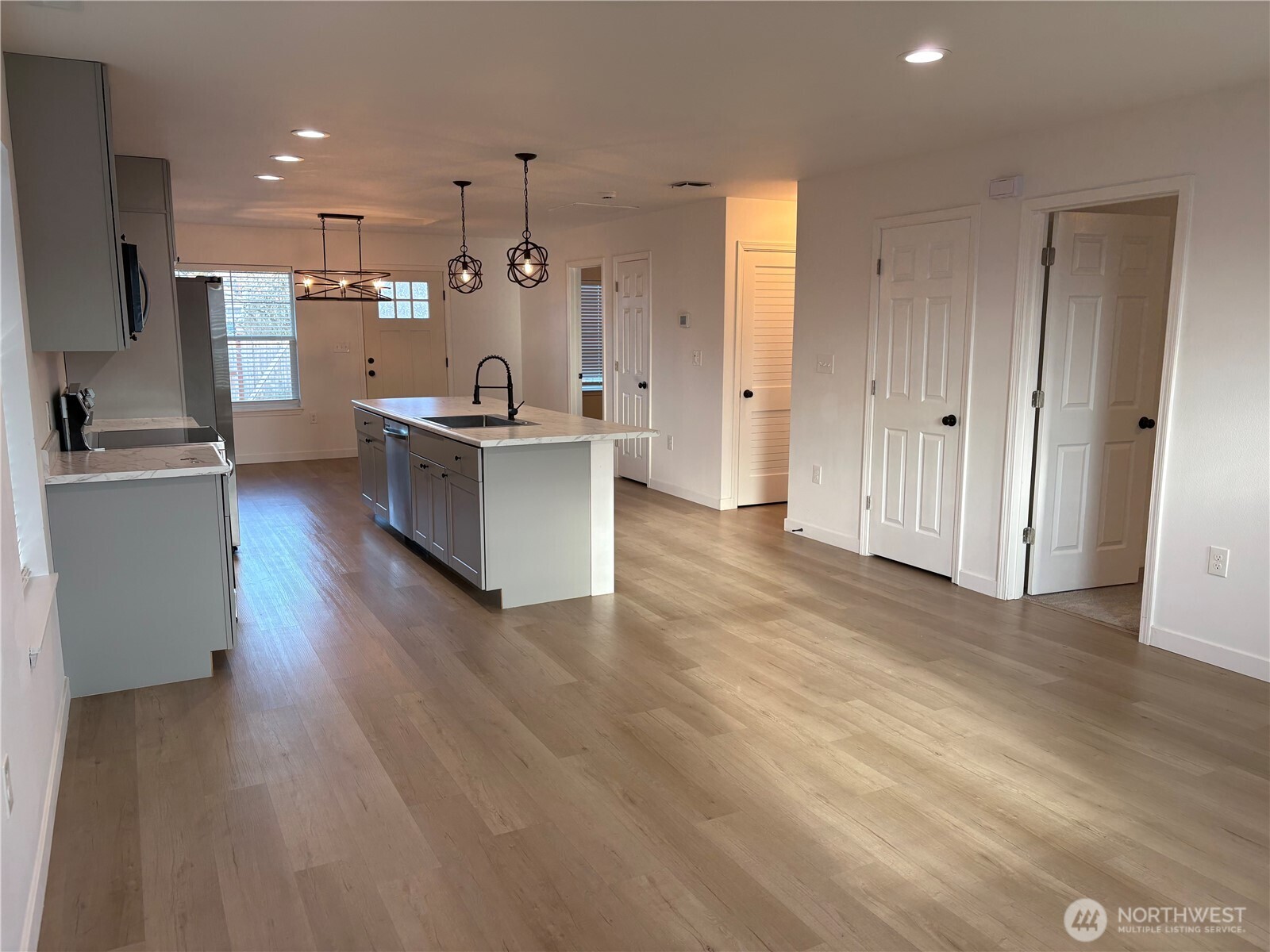 464 SW William Avenue , Chehalis, WA 98532