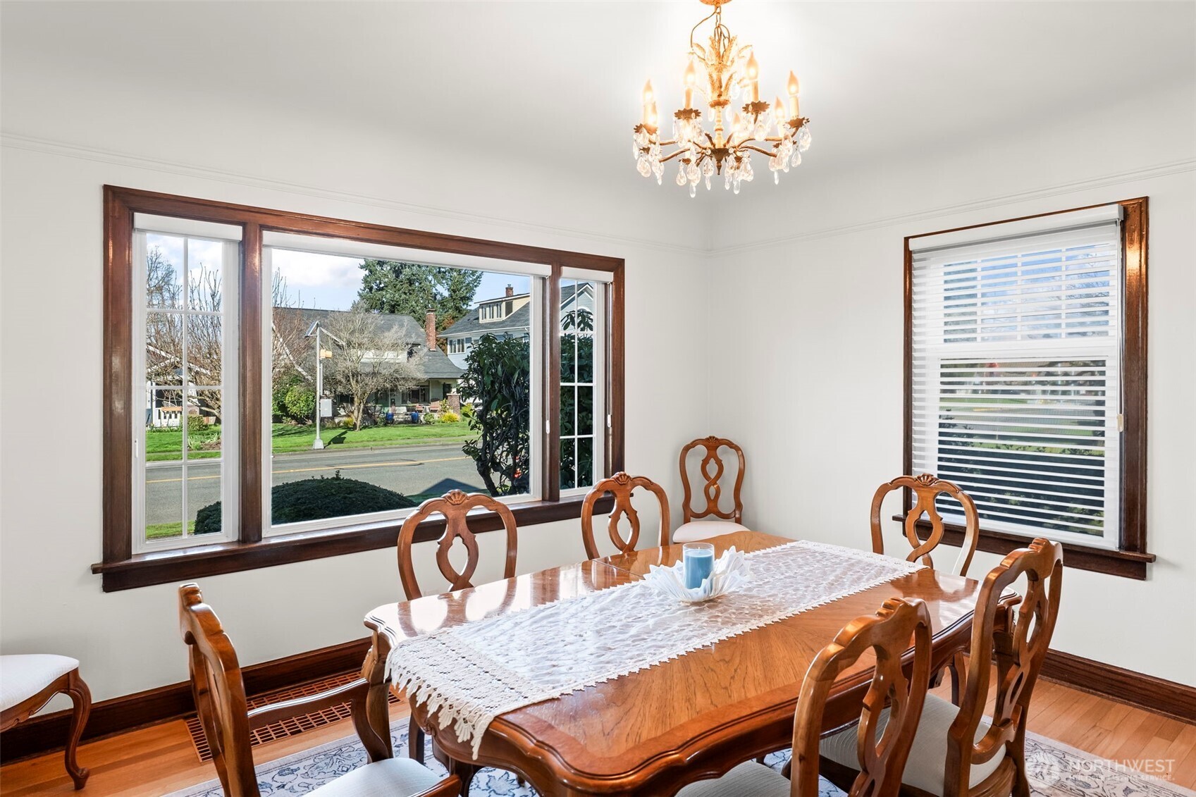 327 5th Street SW, Puyallup, WA 98371