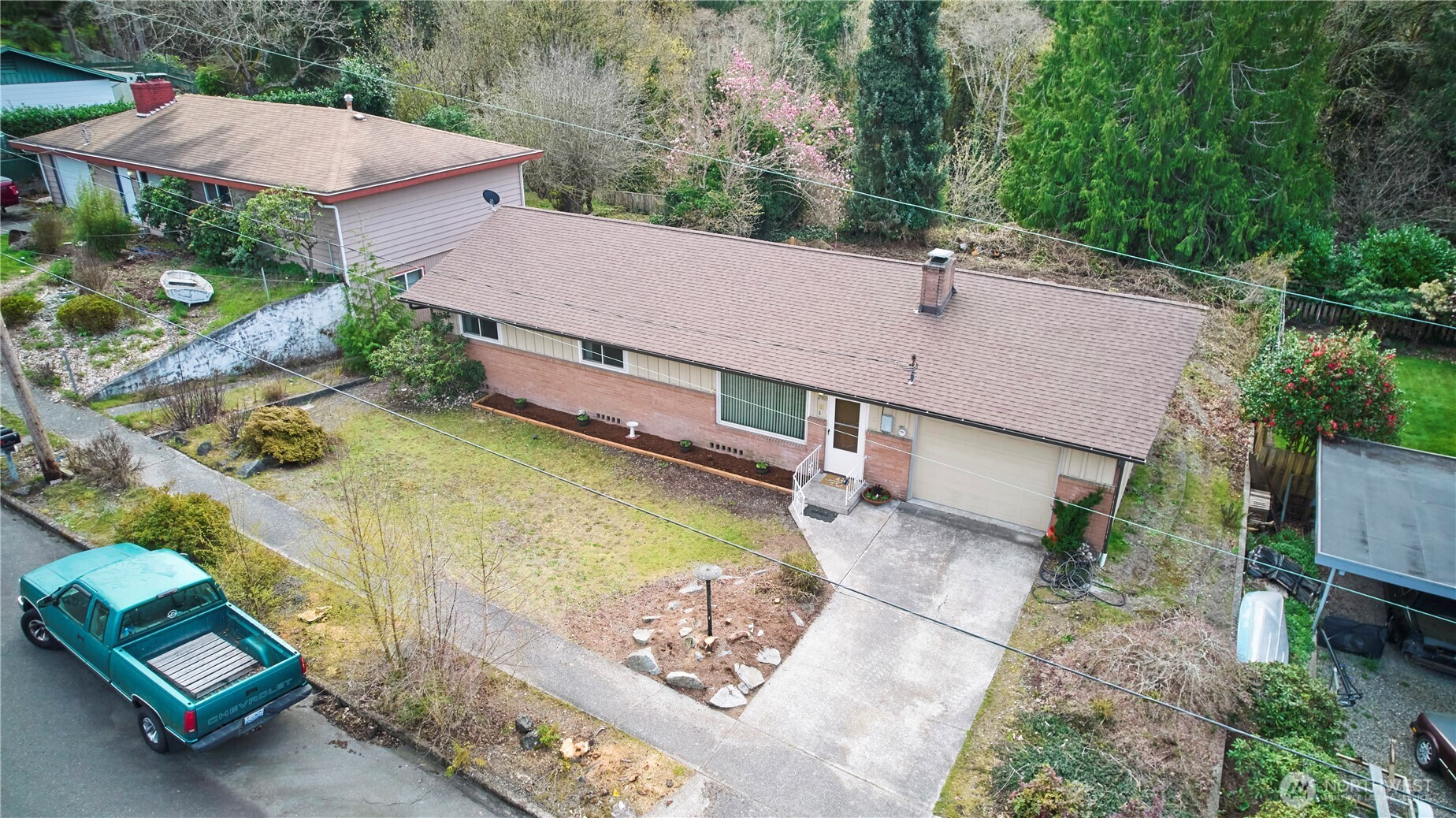 2903 NE Rozewood Drive , Bremerton, WA 98310-5225
