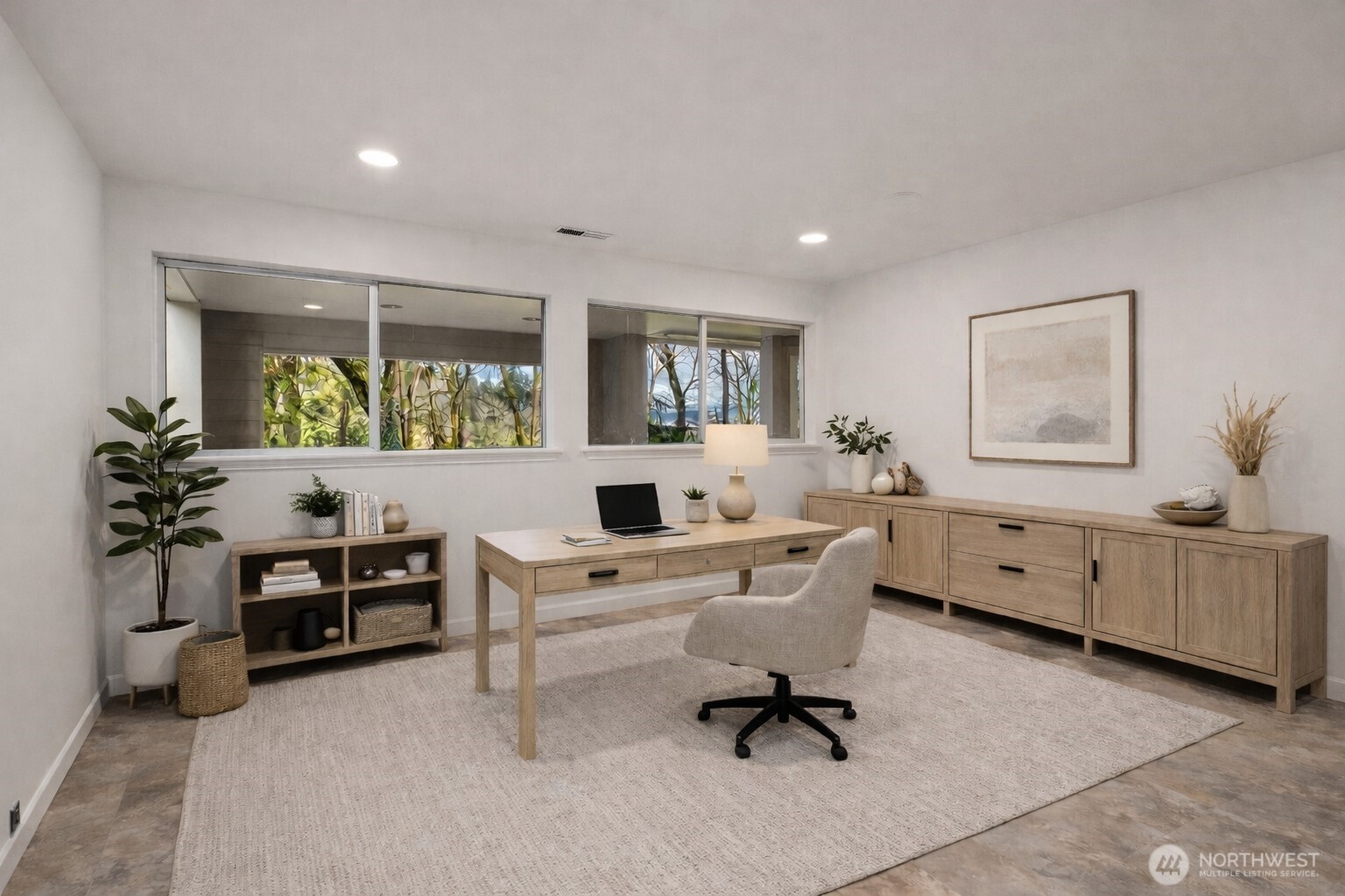 8910 SE 54th Street , Mercer Island, WA 98040