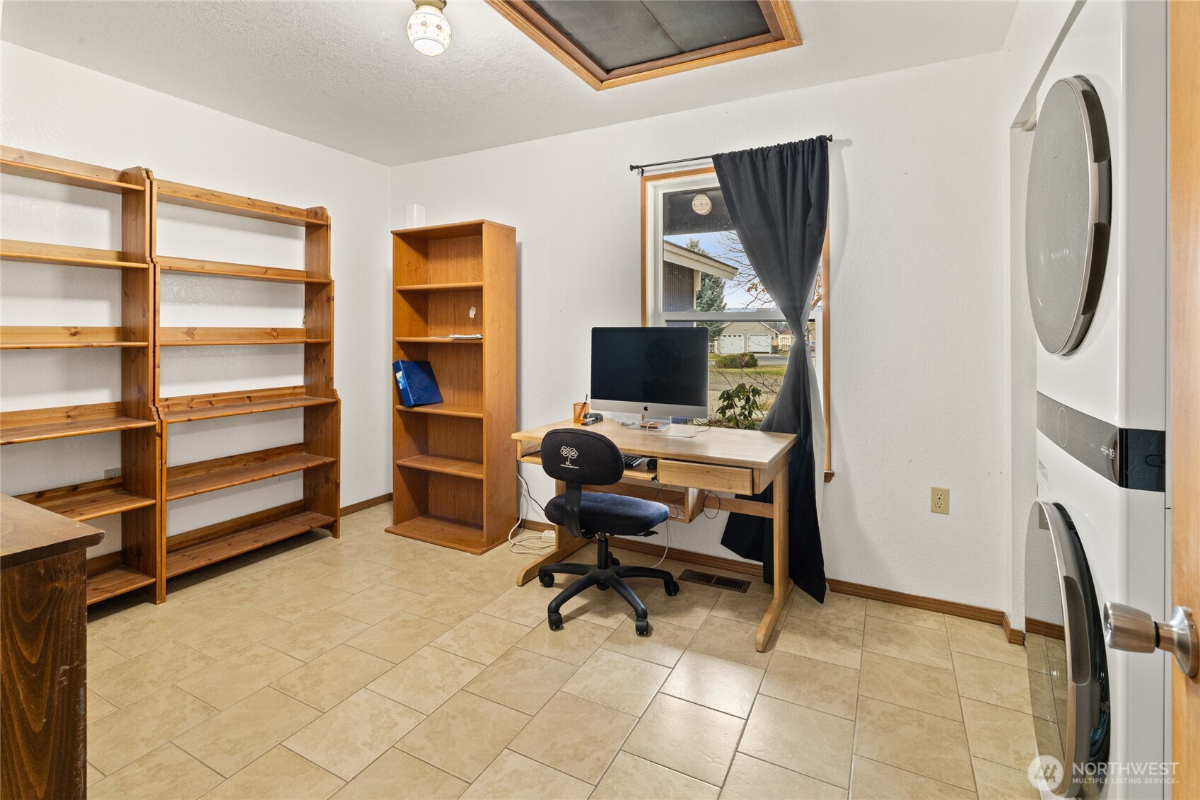 2005 E 1st Avenue , Ellensburg, WA 98926