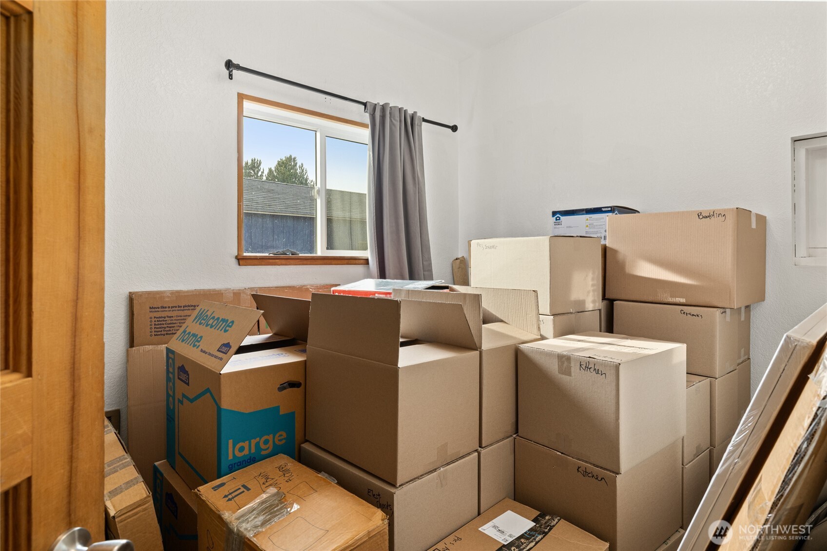 2005 E 1st Avenue , Ellensburg, WA 98926