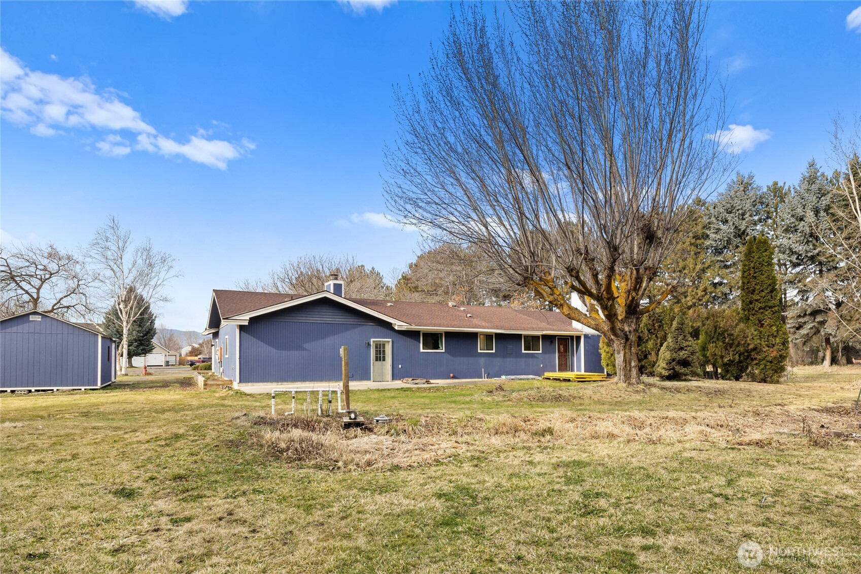 2005 E 1st Avenue , Ellensburg, WA 98926