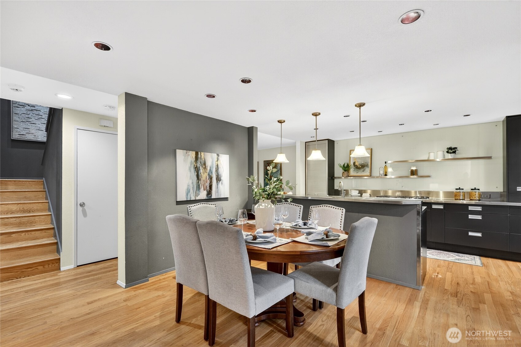 6640 114th Avenue SE, Bellevue, WA 98006