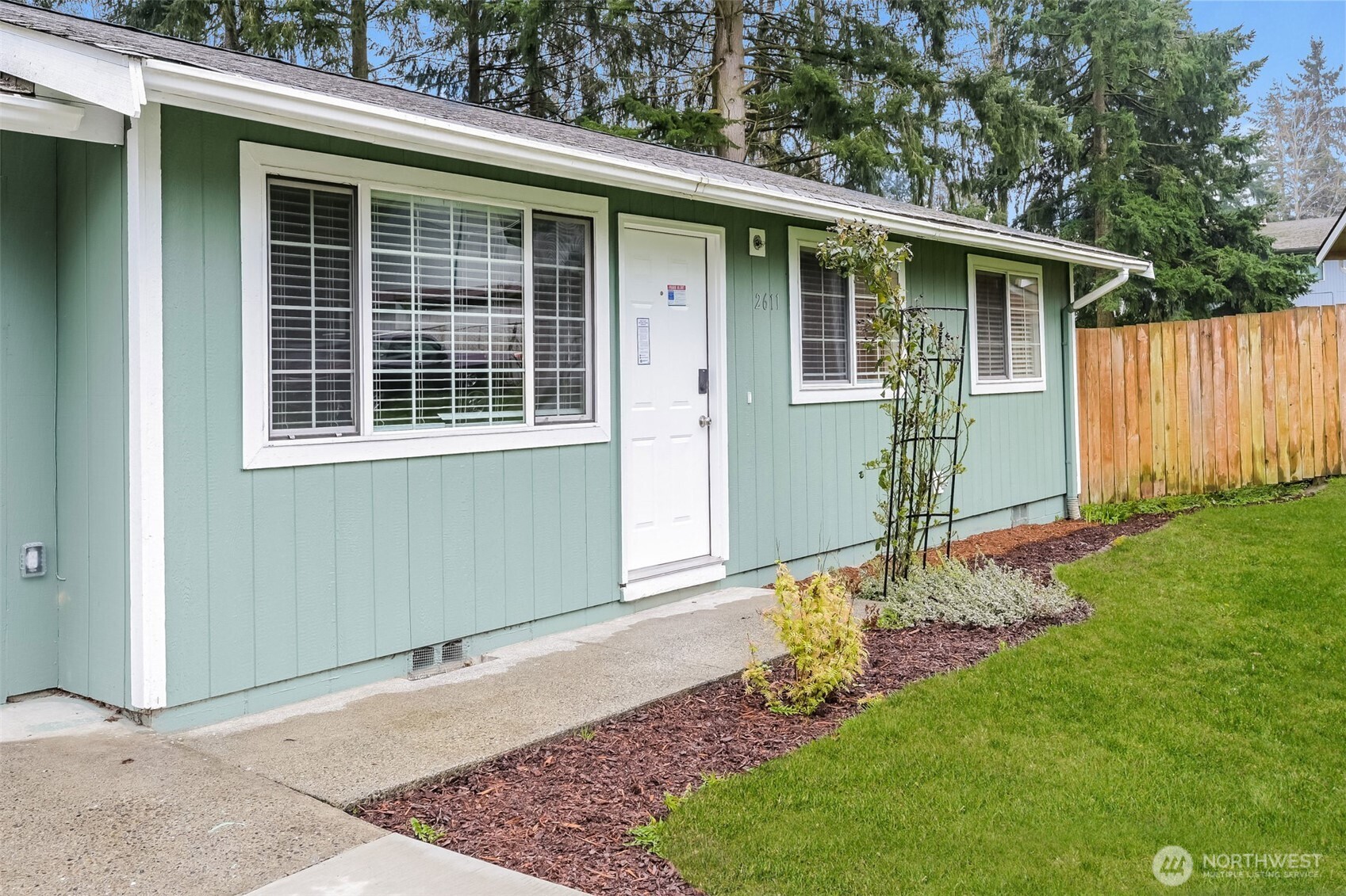 2611 SW 333rd Place , Federal Way, WA 98023