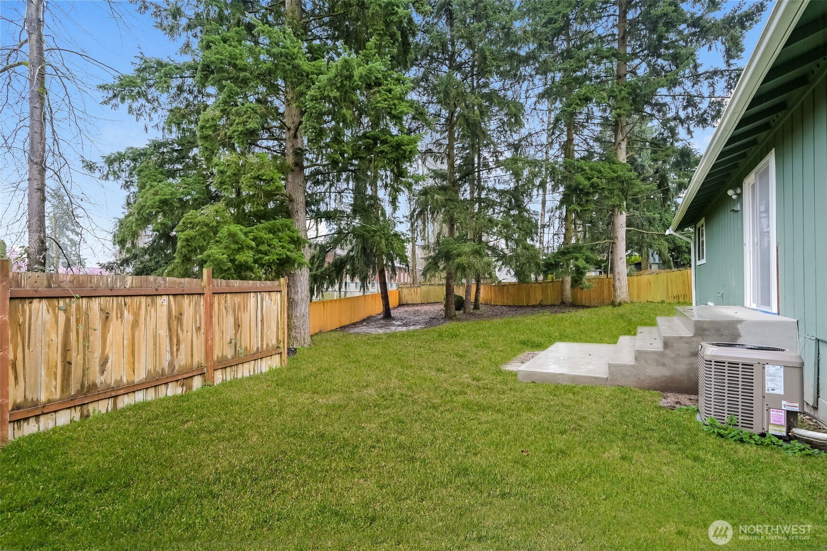 2611 SW 333rd Place , Federal Way, WA 98023