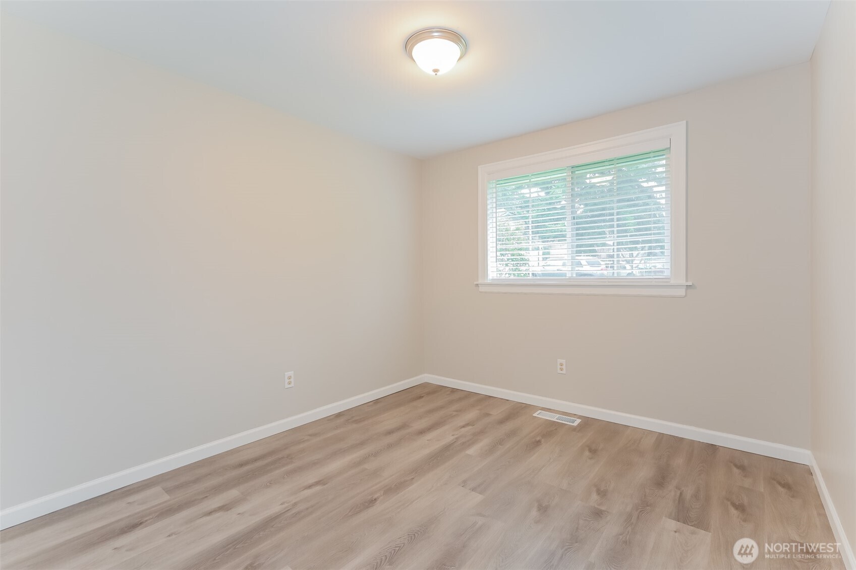 2611 SW 333rd Place , Federal Way, WA 98023