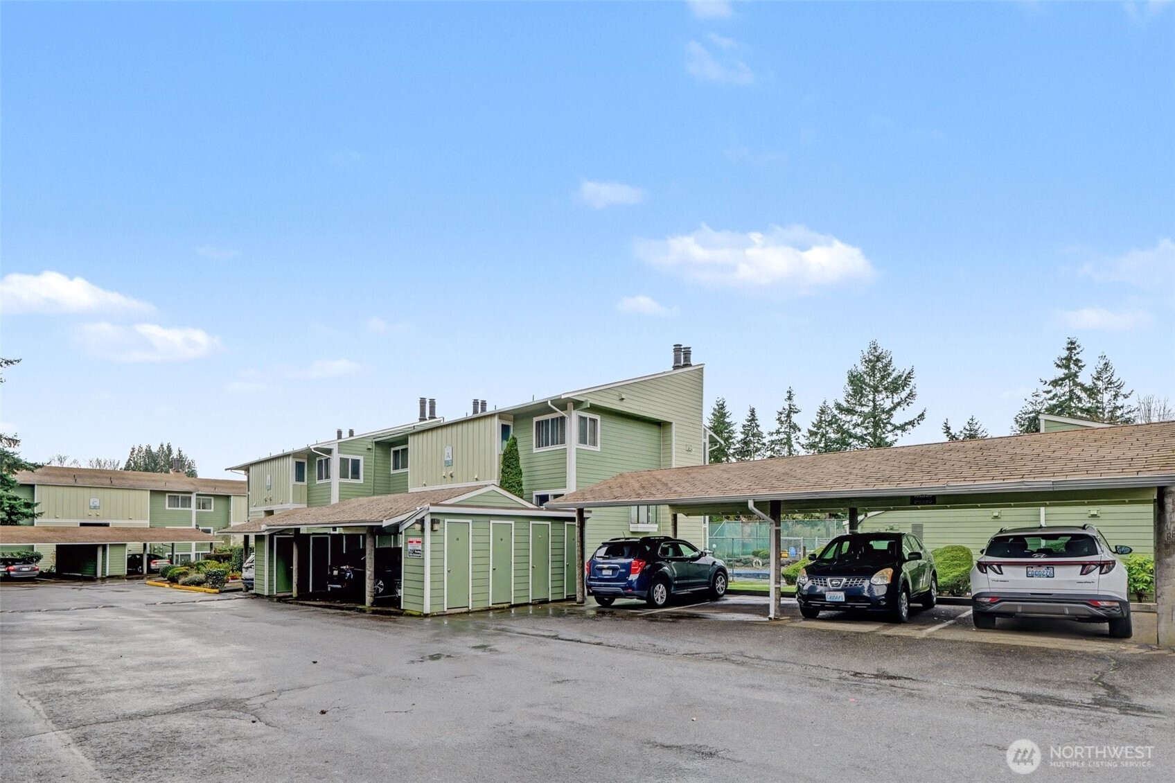 2417 S 222nd Street #A6, Des Moines, WA 98198