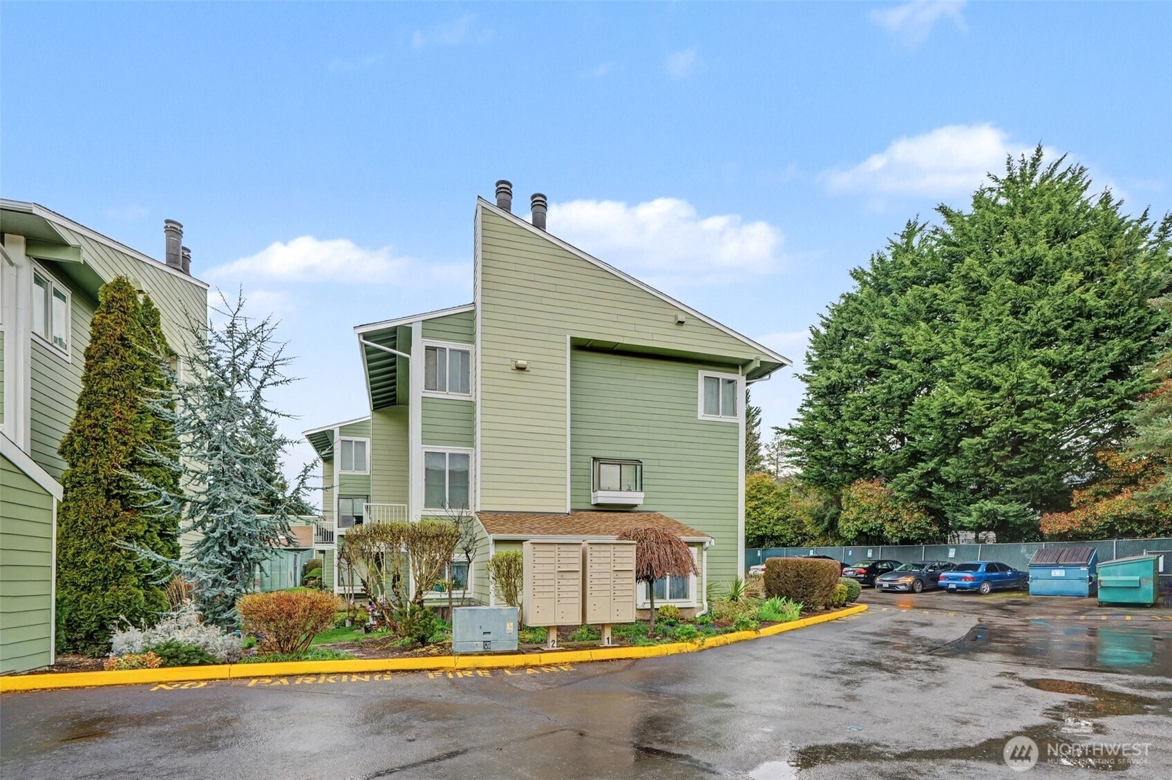 2417 S 222nd Street #A6, Des Moines, WA 98198