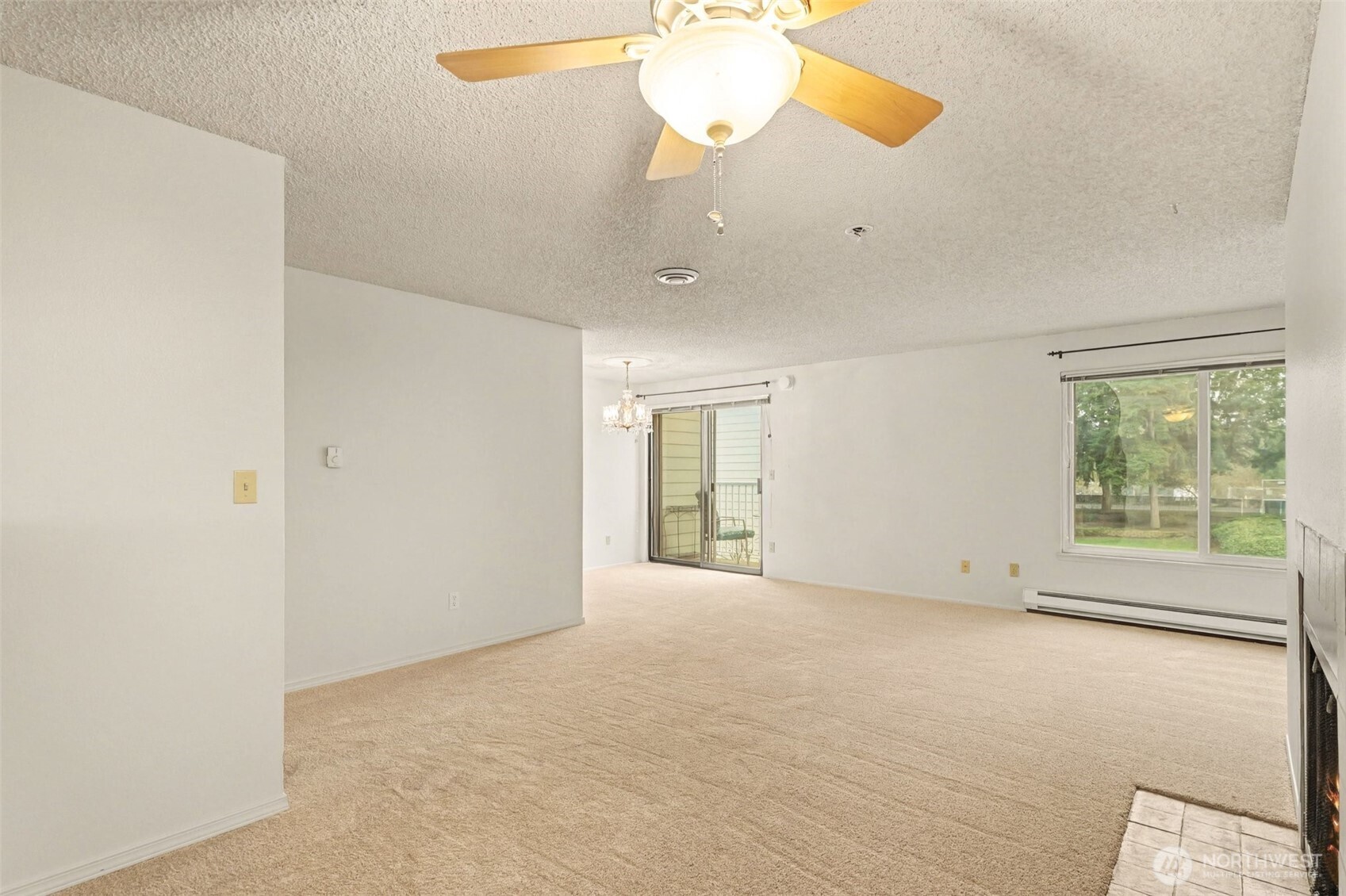 2417 S 222nd Street #A6, Des Moines, WA 98198