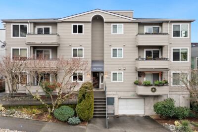 3926 1st Avenue NE #31, Seattle, WA 98015 - Photo 2
