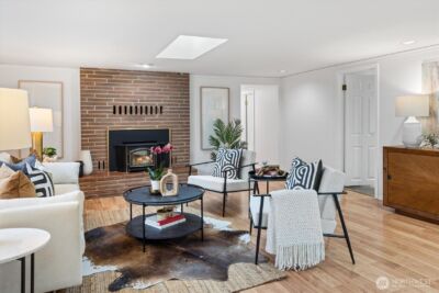 10044 12th Avenue NW, Seattle, WA 98177-5210 - Photo 1