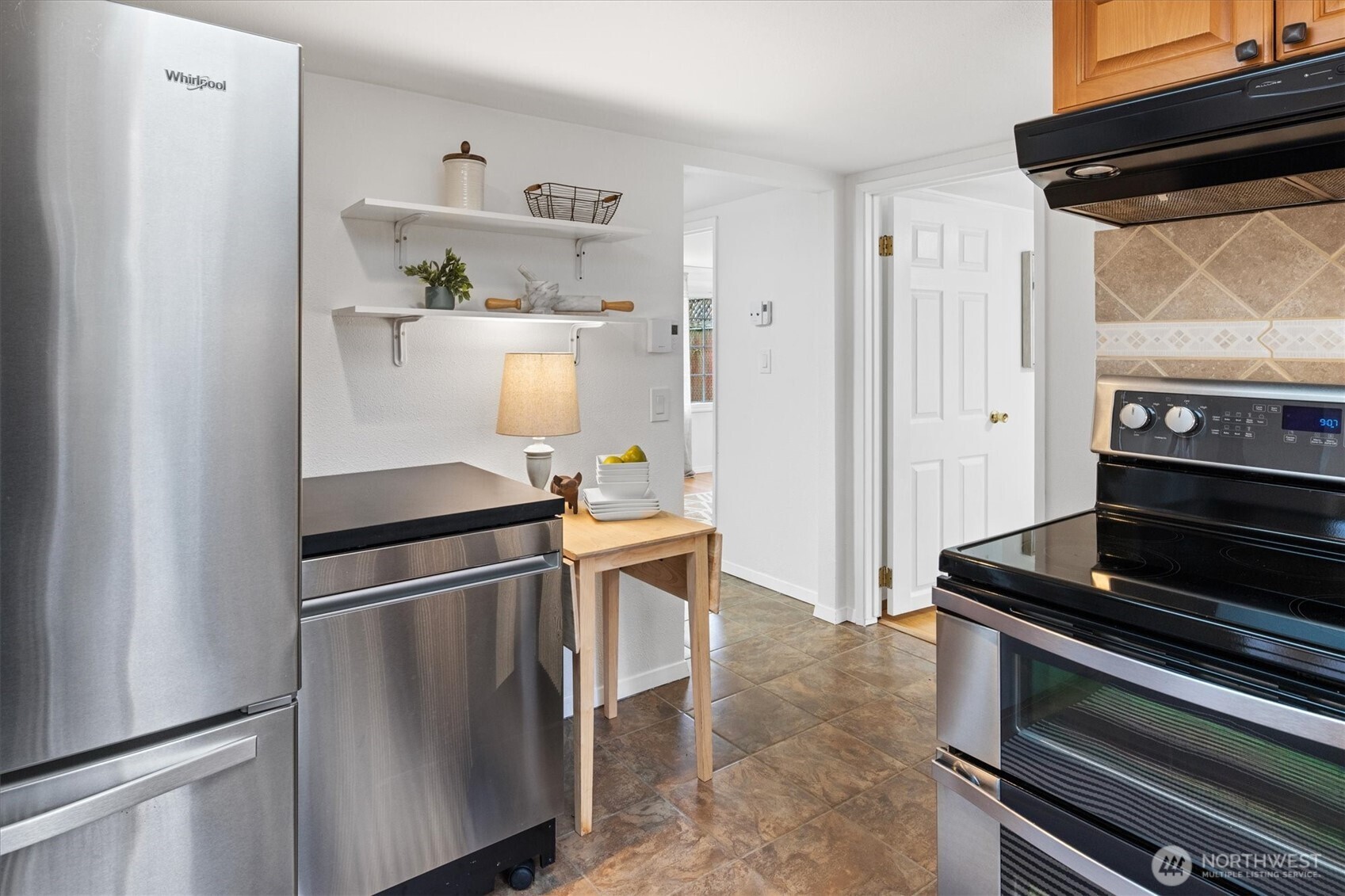 10044 12th Avenue NW, Seattle, WA 98177-5210