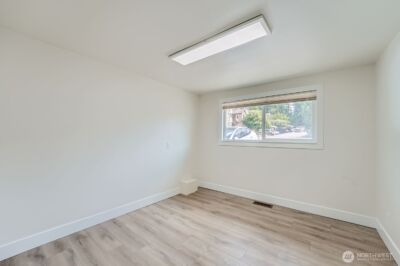 1409 Union Avenue NE, Renton, WA 98059 - Photo 16