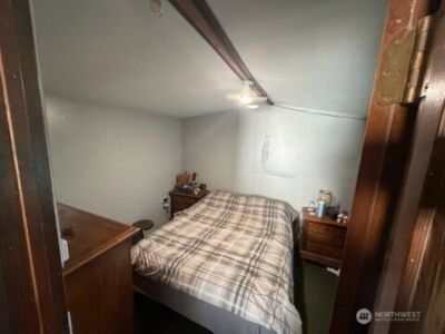 930 Valley Road , Shelton, WA 98584-1654 - Photo 3