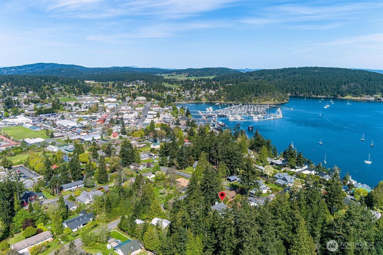 480 Nelson Street , Friday Harbor, WA 98250