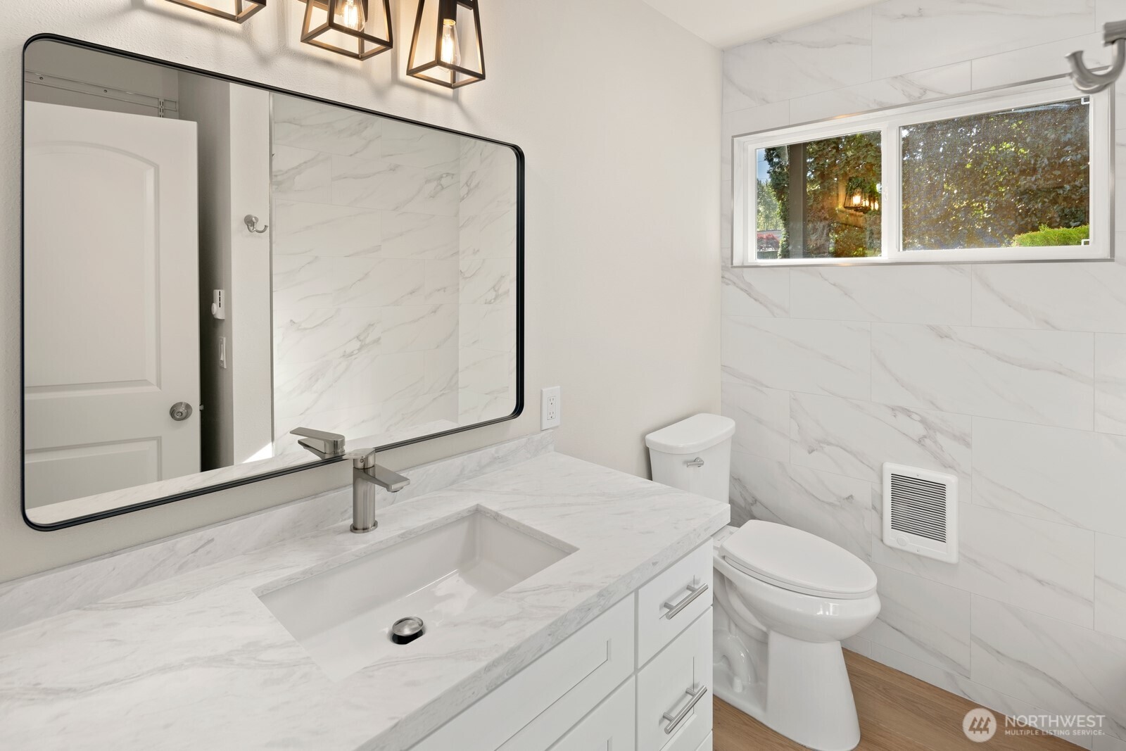 845 Kirkland Way , Kirkland, WA 98033