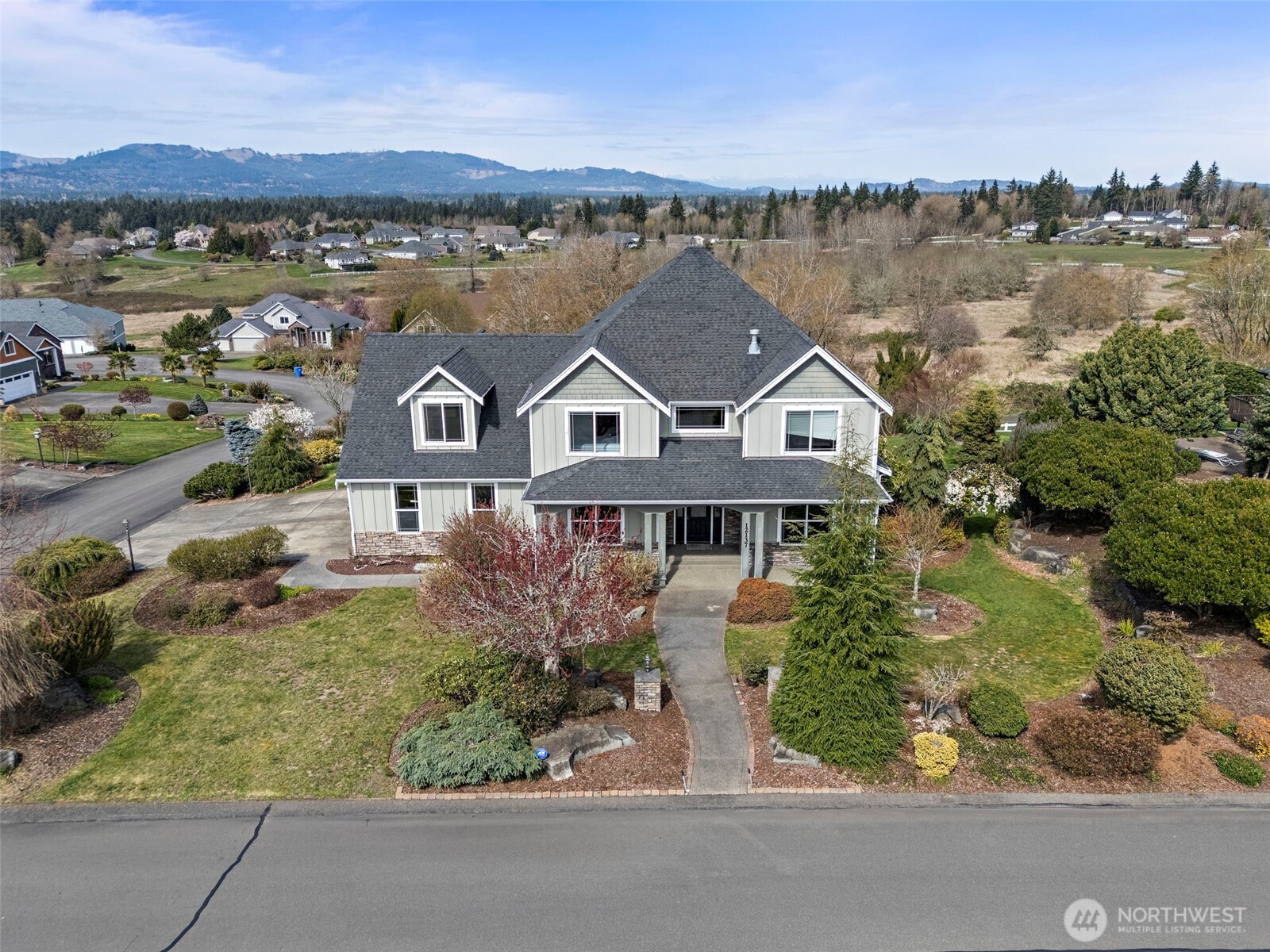 12137 Dream Street SW, Olympia, WA 98512