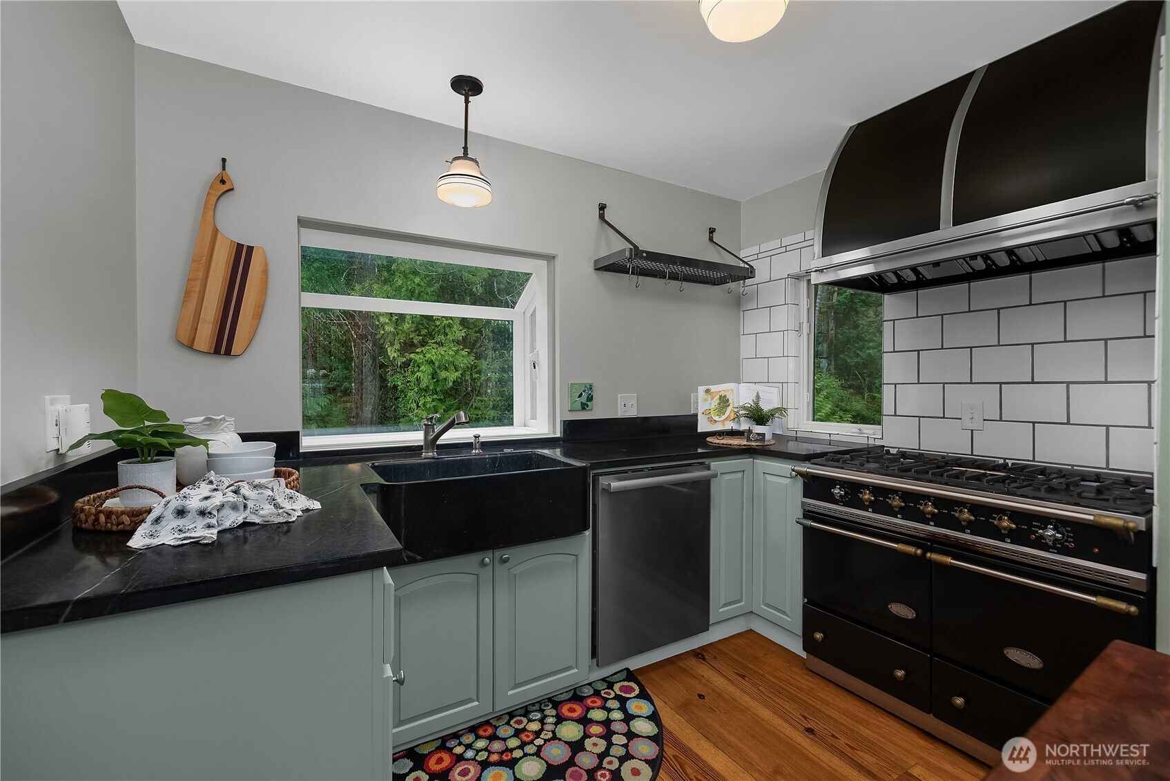 5417 Countryside Beach Drive NW, Olympia, WA 98502