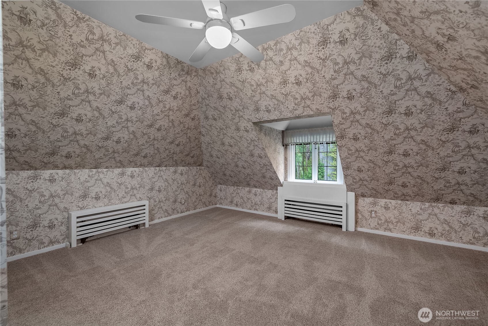 5417 Countryside Beach Drive NW, Olympia, WA 98502