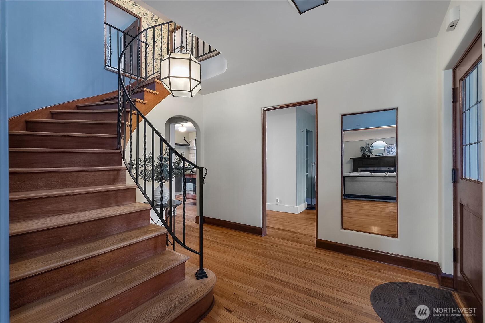 5417 Countryside Beach Drive NW, Olympia, WA 98502