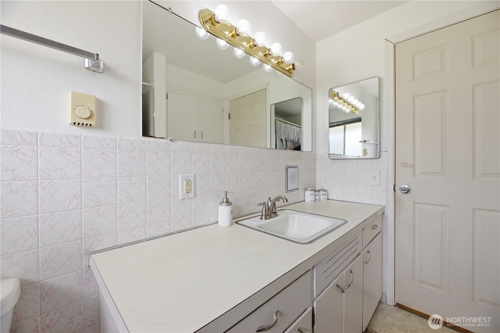 43420 Alder Cutoff Road E, Eatonville, WA 98328