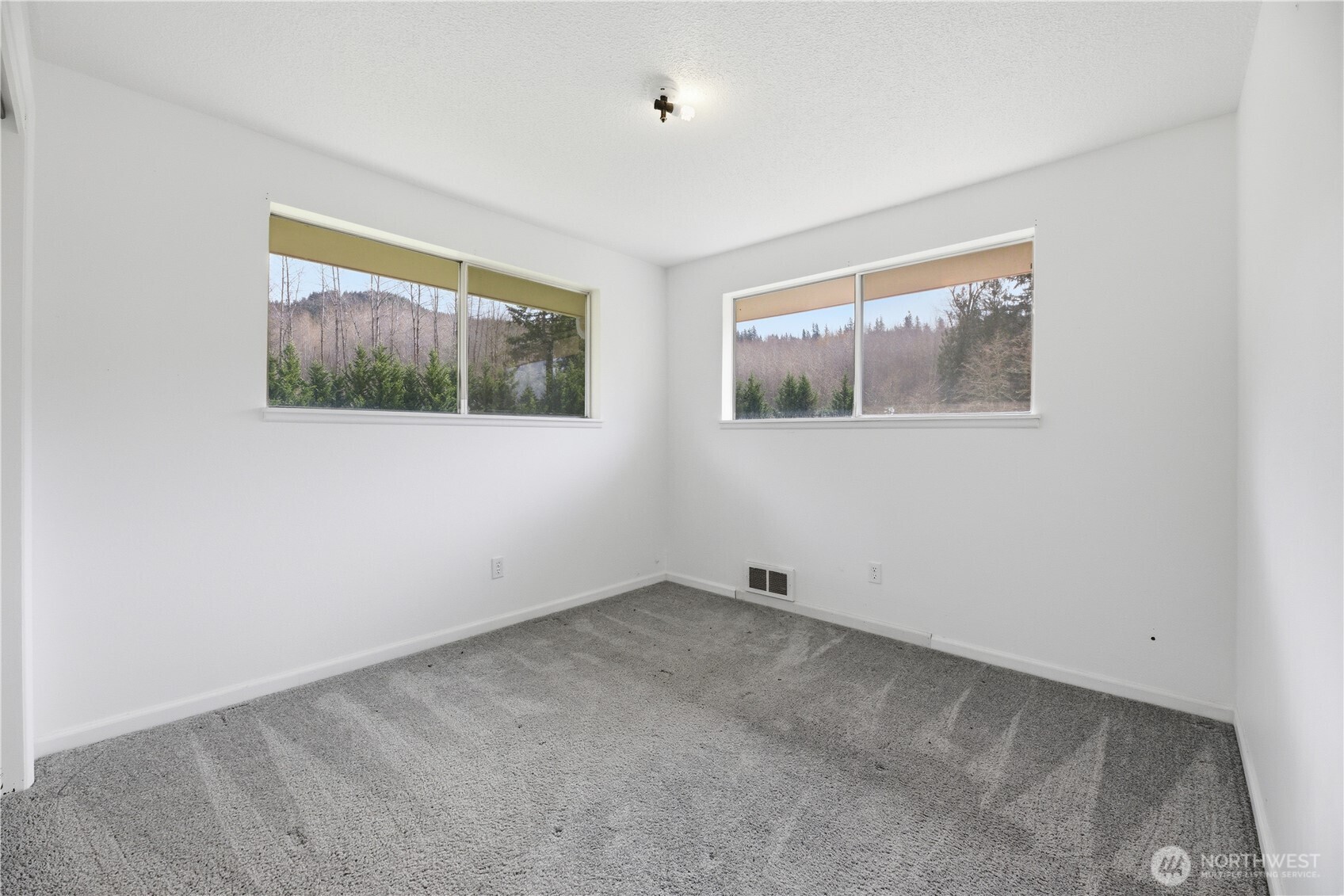 43420 Alder Cutoff Road E, Eatonville, WA 98328