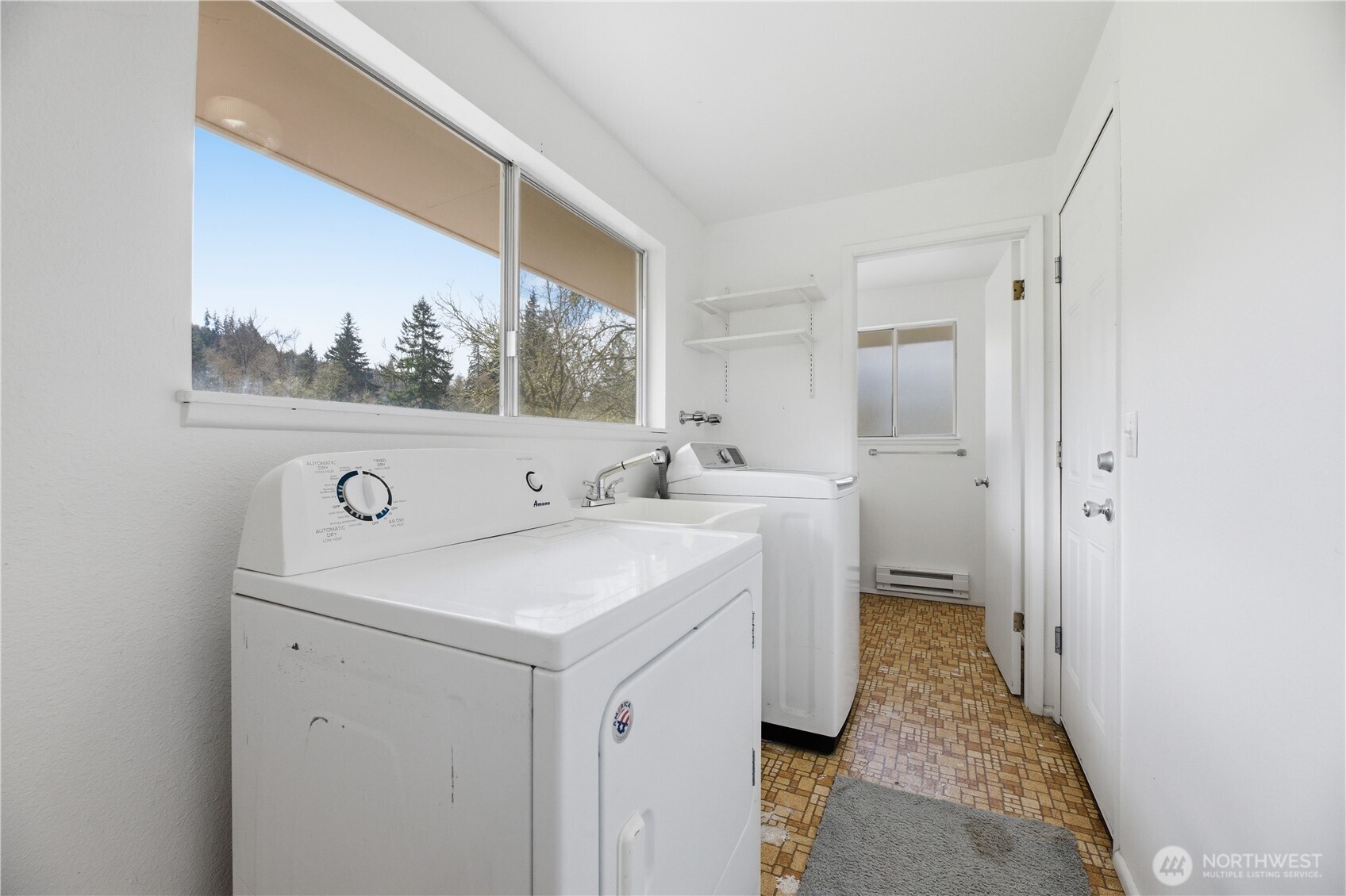 43420 Alder Cutoff Road E, Eatonville, WA 98328