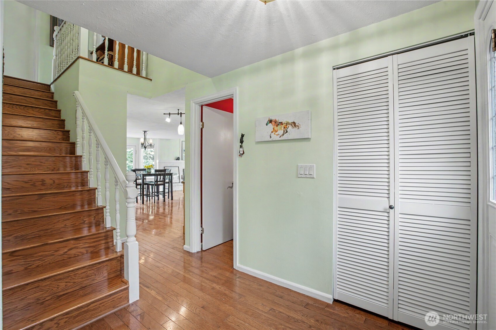 8002 Sapphire Drive SW, Lakewood, WA 98498