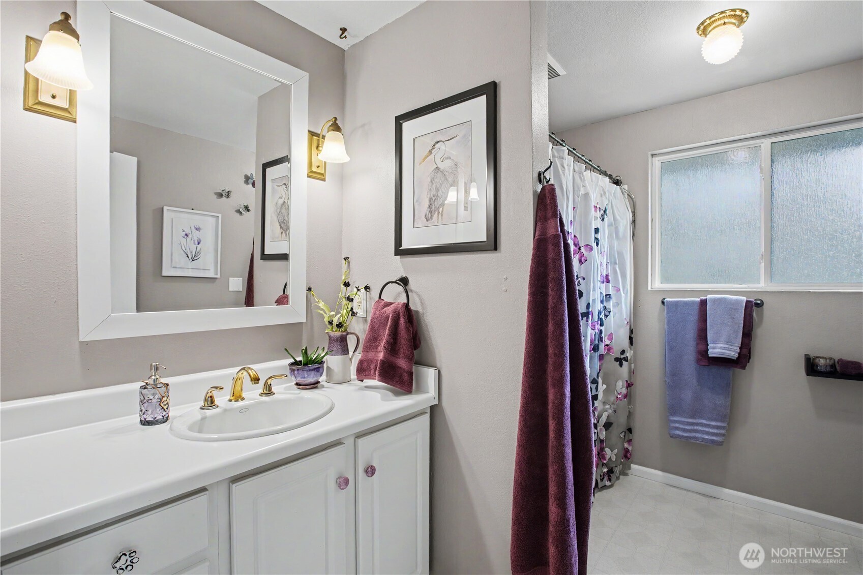 8002 Sapphire Drive SW, Lakewood, WA 98498