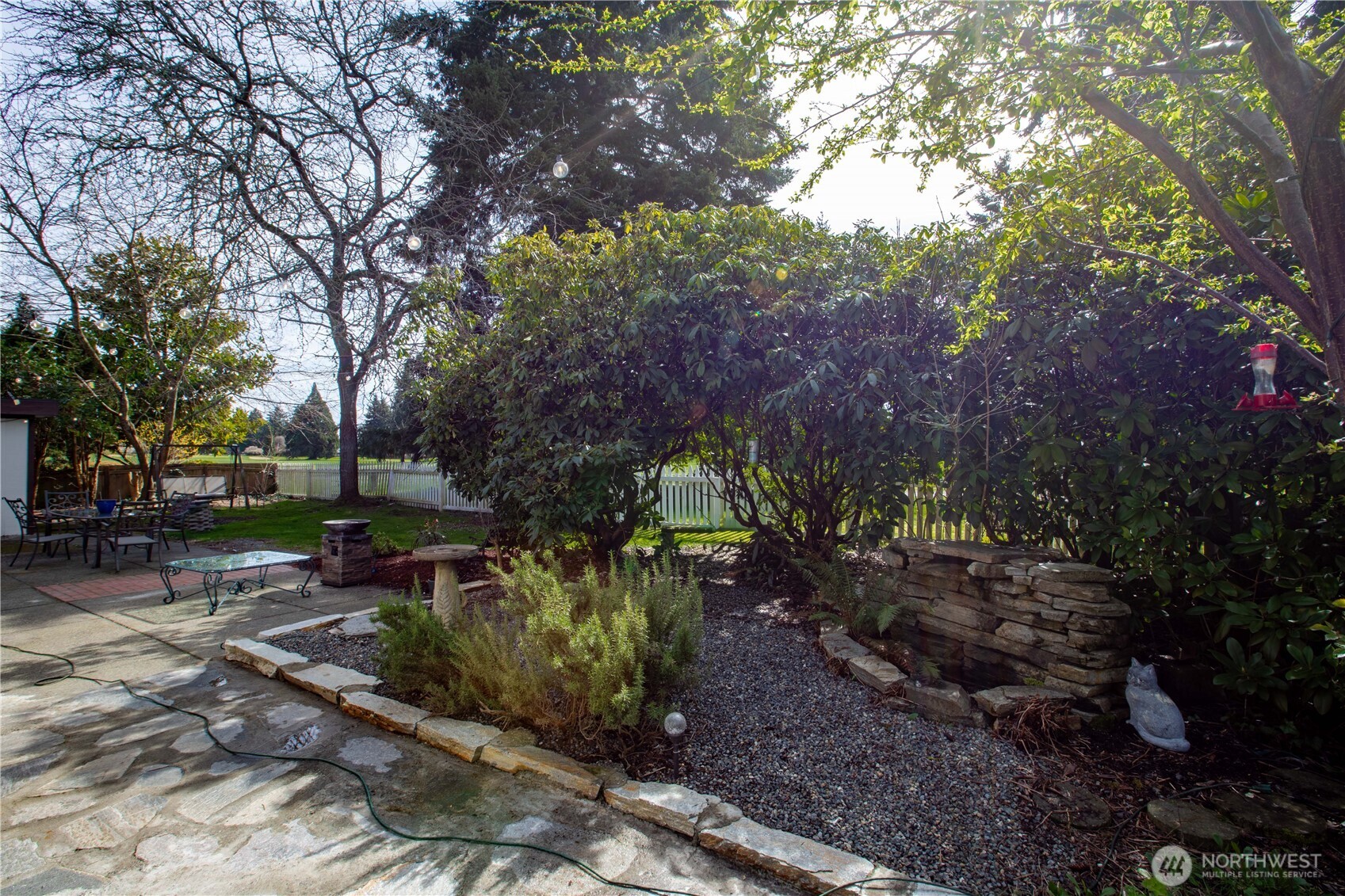 8002 Sapphire Drive SW, Lakewood, WA 98498