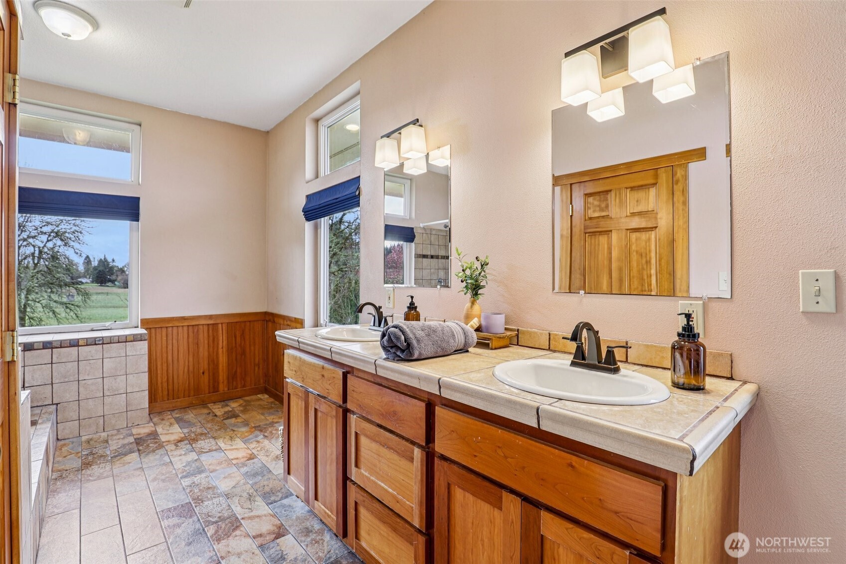 28900 NE 112th Avenue , Battle Ground, WA 98604