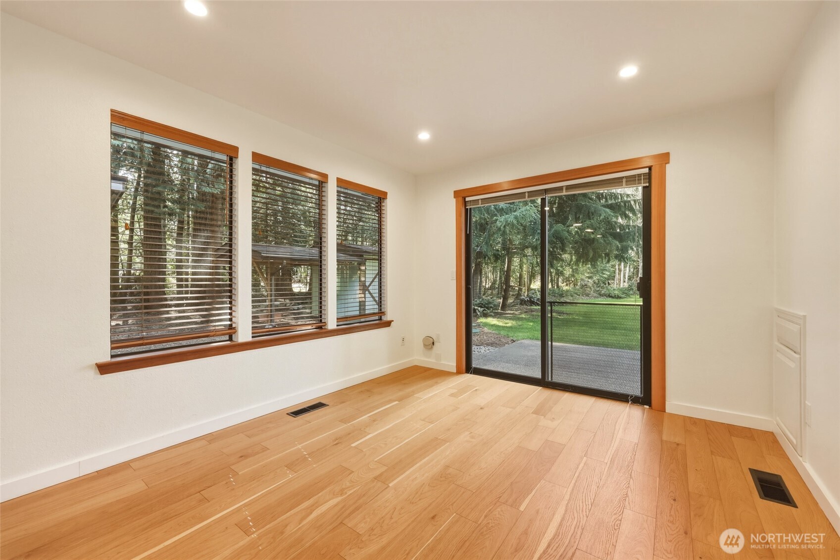 4009 Forest Park Court NW, Olympia, WA 98502