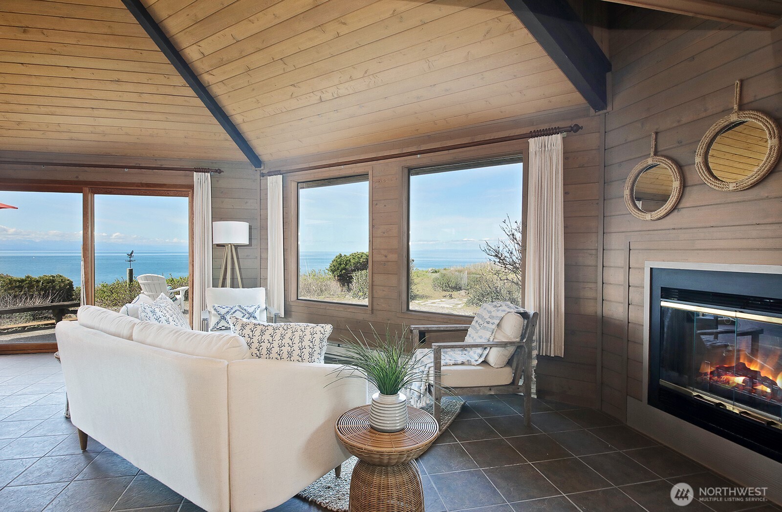 795 Fort Ebey Road , Coupeville, WA 98239