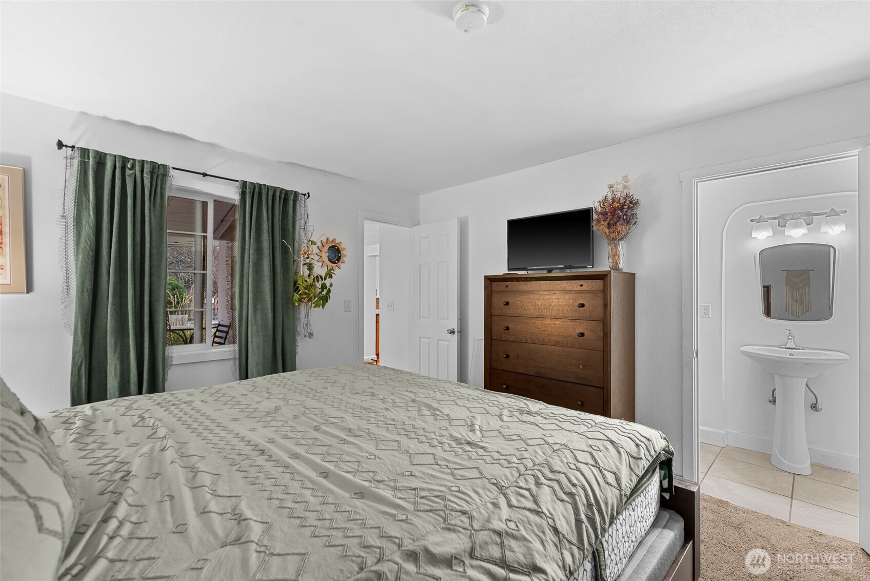 211 Riverfront Drive , Cashmere, WA 98815