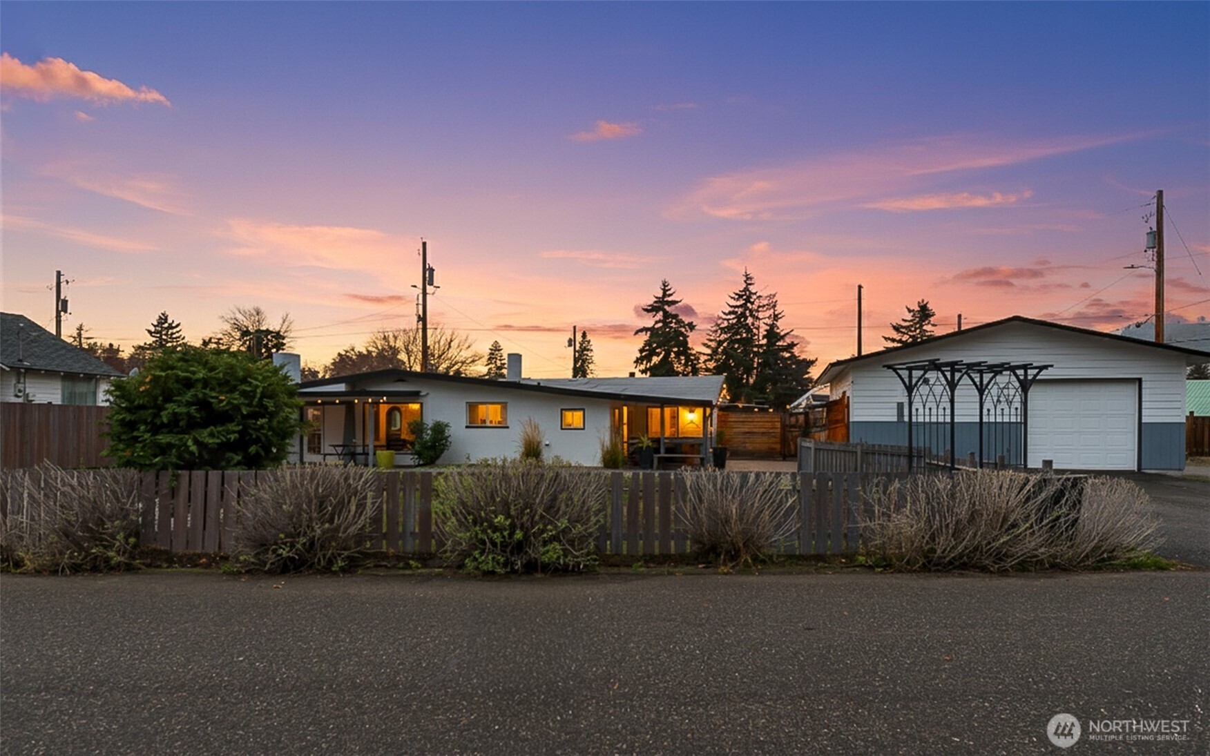 211 Riverfront Drive , Cashmere, WA 98815