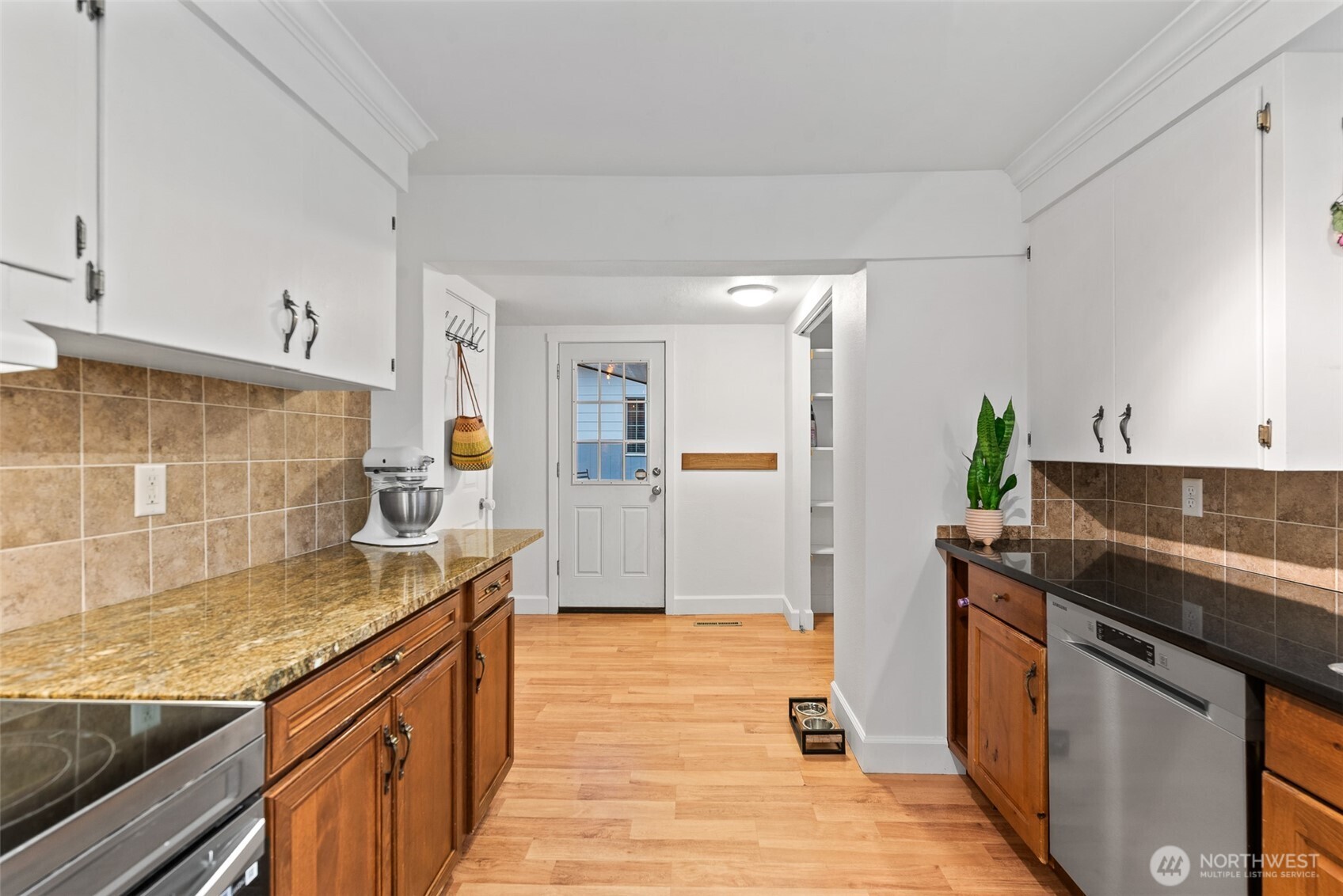 211 Riverfront Drive , Cashmere, WA 98815