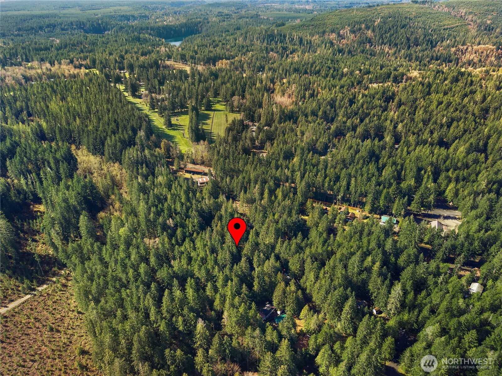 300 N Mount Jupiter Drive , Hoodsport, WA 98548